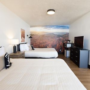 The Golden Spur Hotel